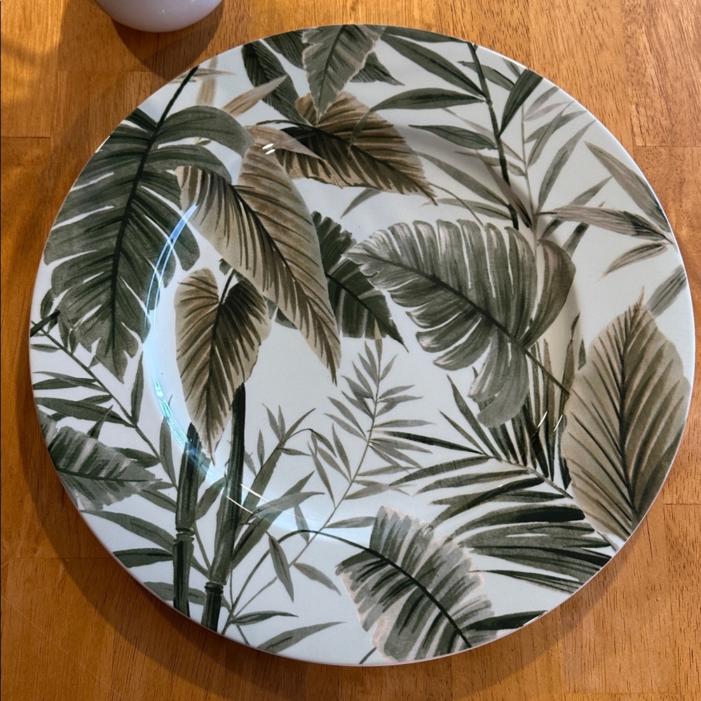 Mikasa Fine China Plate - Tropical Garden Turquoise